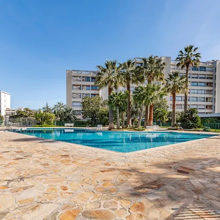 With Pool - Sea View Appartement