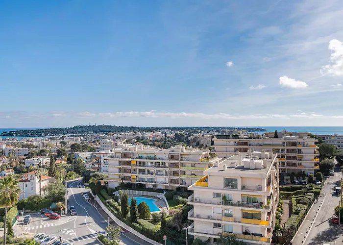 Daire With Pool - Sea View Antibes